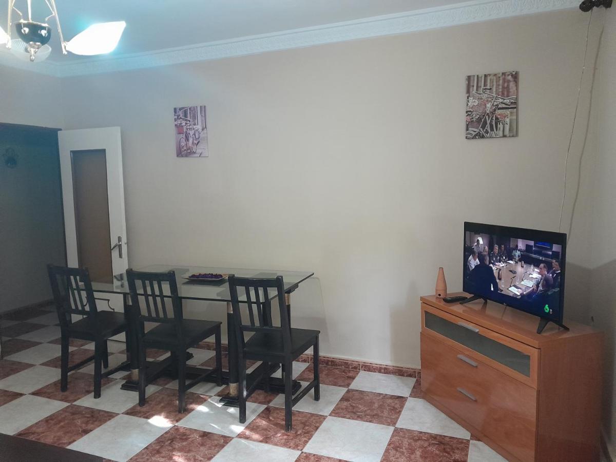 Ferienwohnung Disfruta De Un Barrio Tranquilo Alcalá de Guadaira Exterior foto