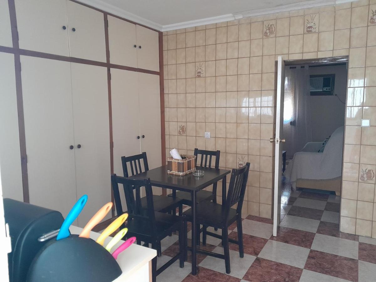 Ferienwohnung Disfruta De Un Barrio Tranquilo Alcalá de Guadaira Exterior foto