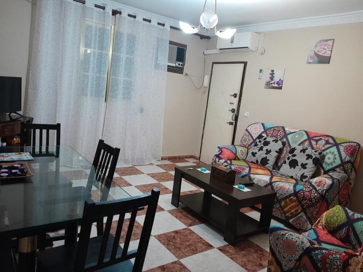 Ferienwohnung Disfruta De Un Barrio Tranquilo Alcalá de Guadaira Exterior foto